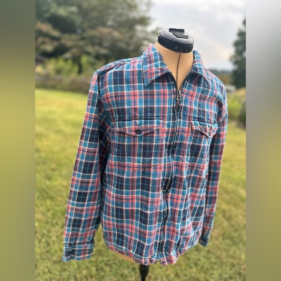 Wallace and Barnes blue plaid zip up jacket shirt. Size medium. Women’s - Picture 3 of 4